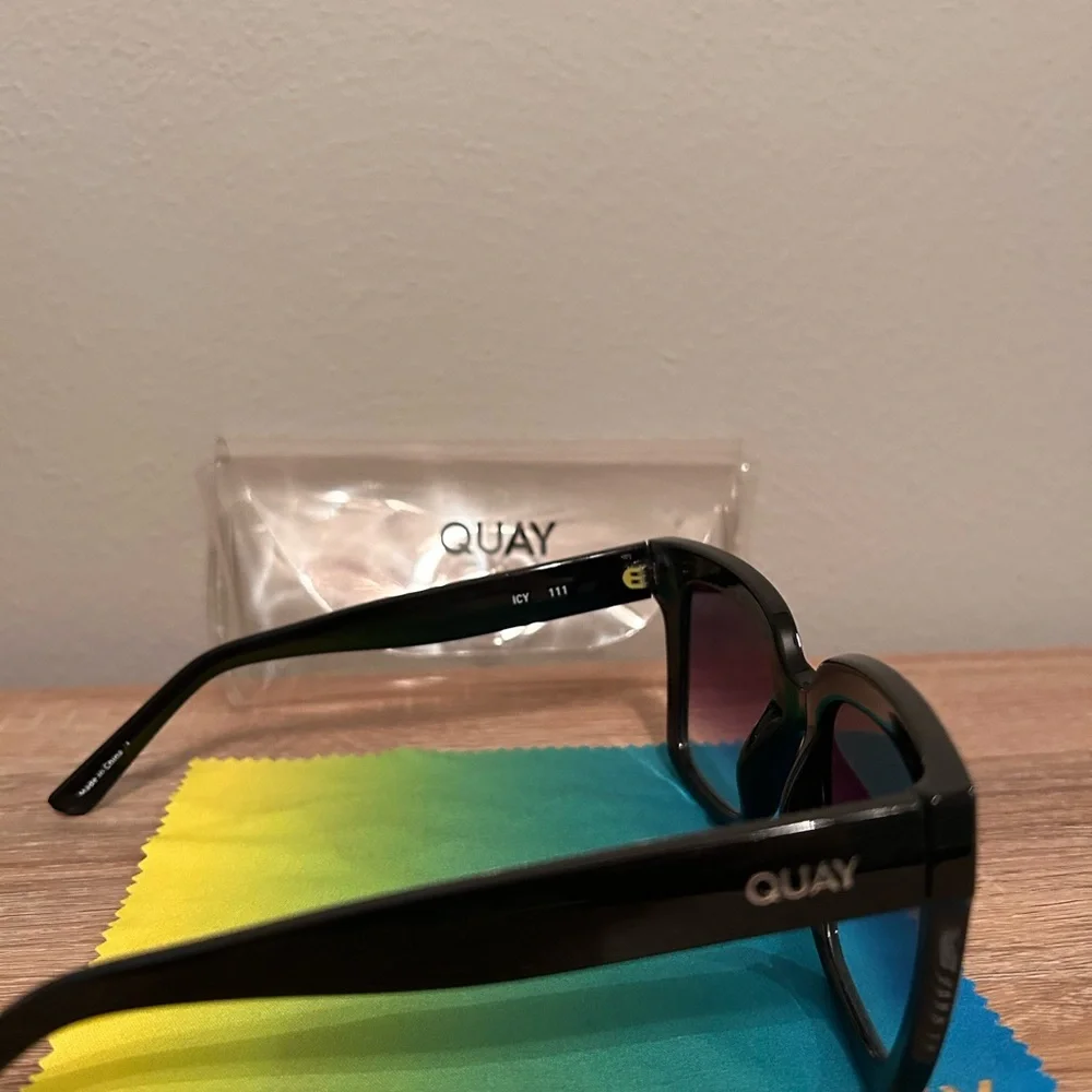 Quay Australia Icy Black Gradient Sunglasses - Picture 2 of 3